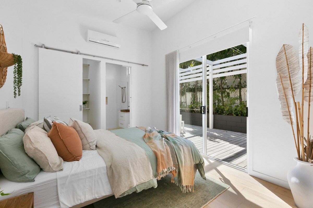 26 Alfred Street Mermaid Beach 13