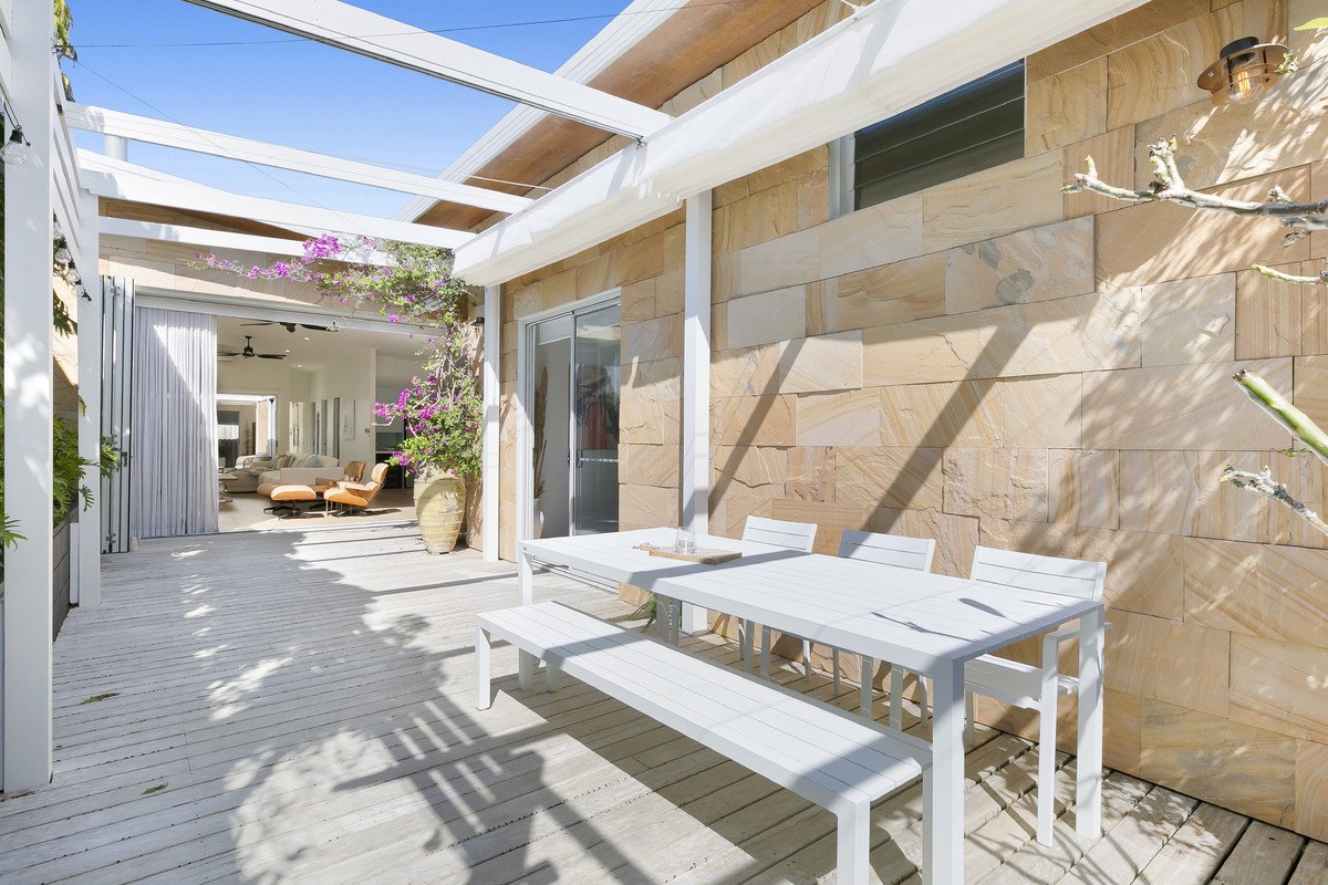 26 Alfred Street Mermaid Beach 18