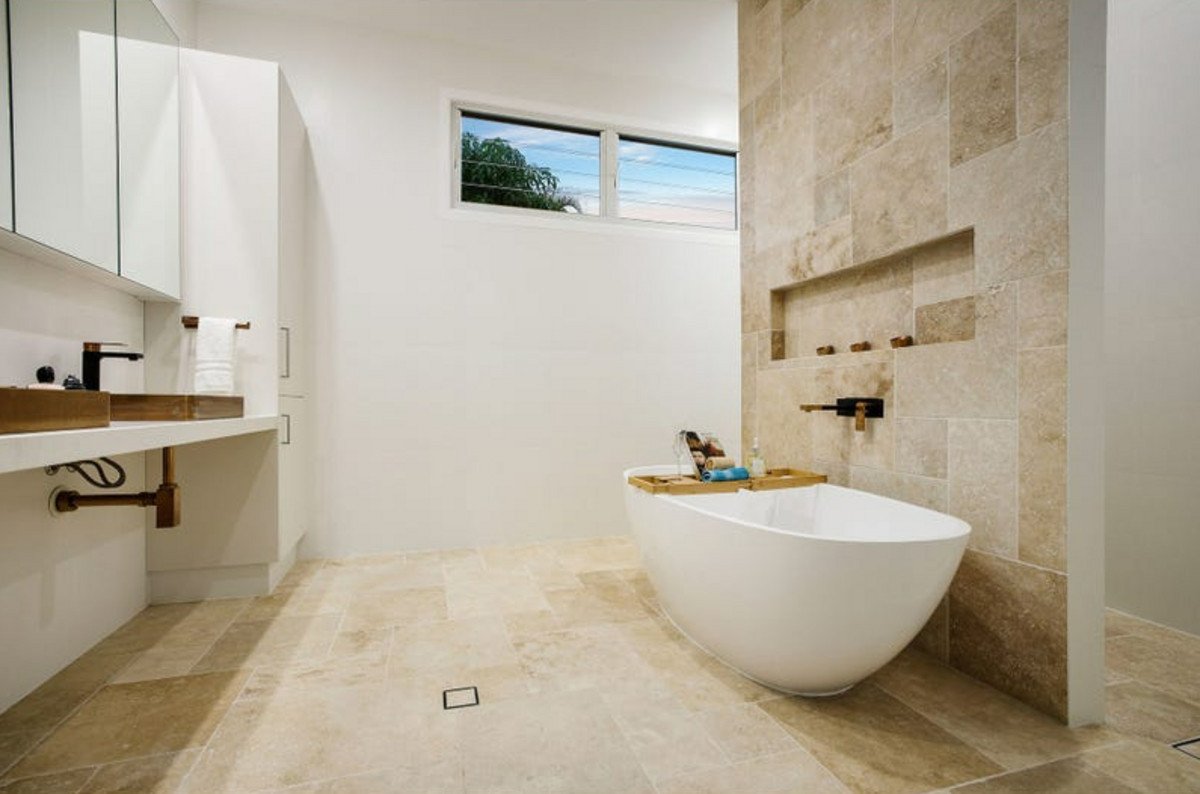 26 Alfred Street Mermaid Beach 9