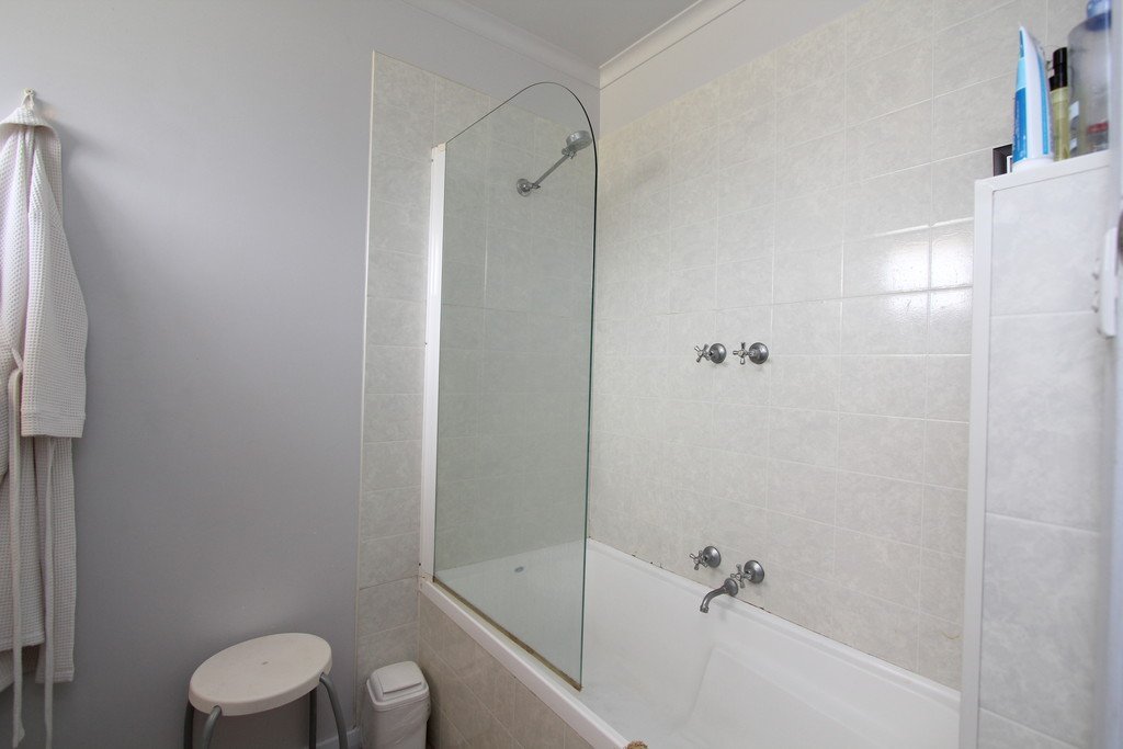 2/6 Aminya Avenue DELACOMBE 5