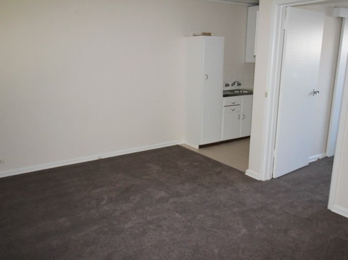 Gallery: 2/6 Anderson Court