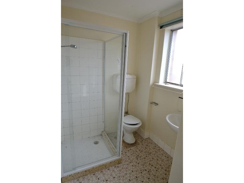 Gallery: 2/6 Anderson Court