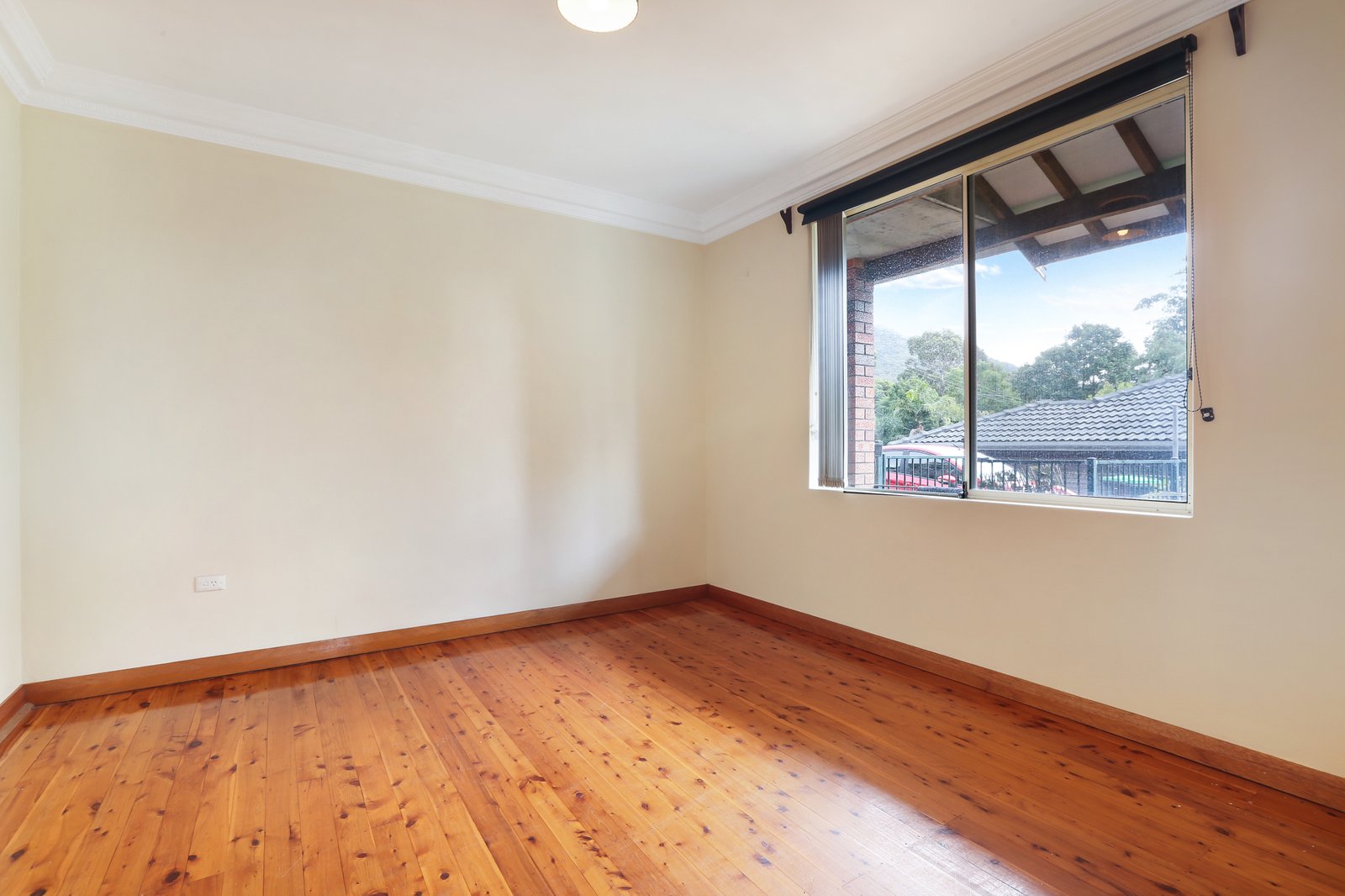 2/6 Anthony Avenue FARMBOROUGH HEIGHTS 4