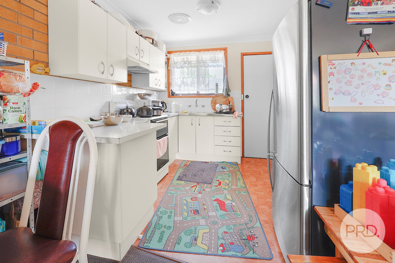 2/6 Barton Lane TAMWORTH 5