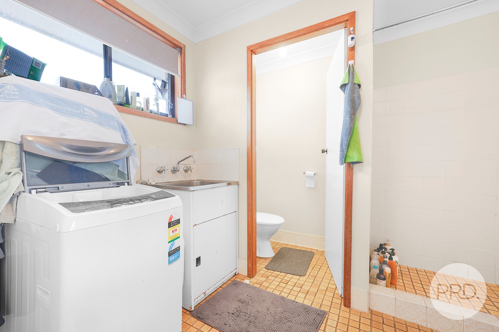 2/6 Barton Lane TAMWORTH 6