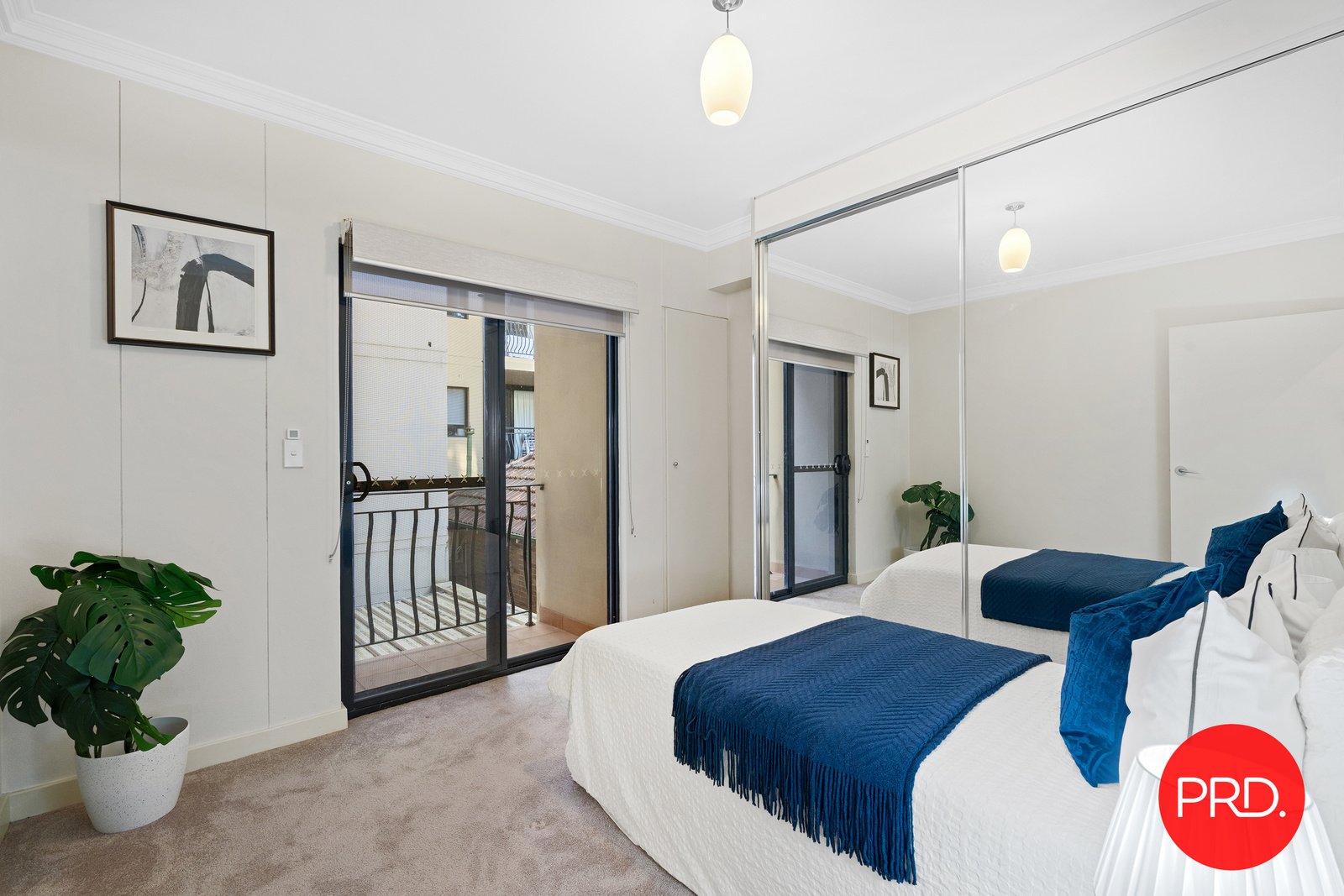 2/6 Belgrave Street KOGARAH 8