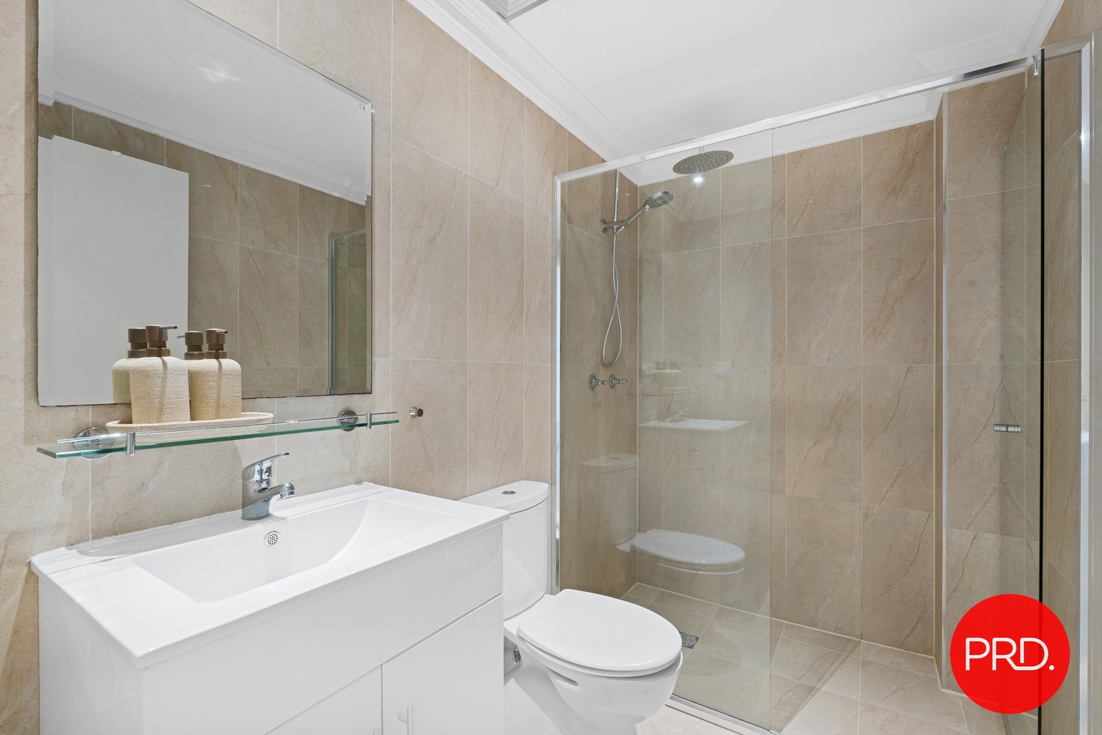 2/6 Belgrave Street KOGARAH 9