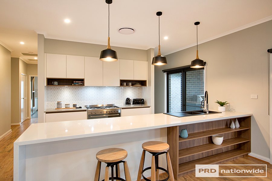 26 Bluebell Way TAMWORTH 5