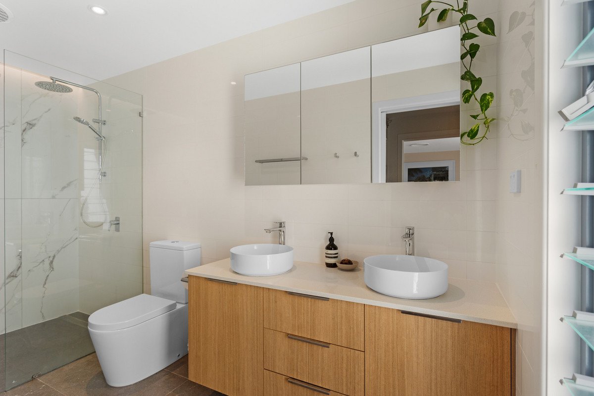 26 Bluejay Street Burleigh Waters 12