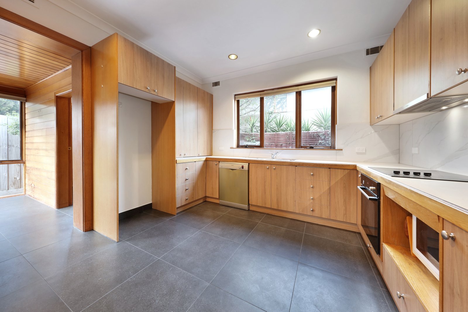 Gallery: 26 Bourneville Avenue