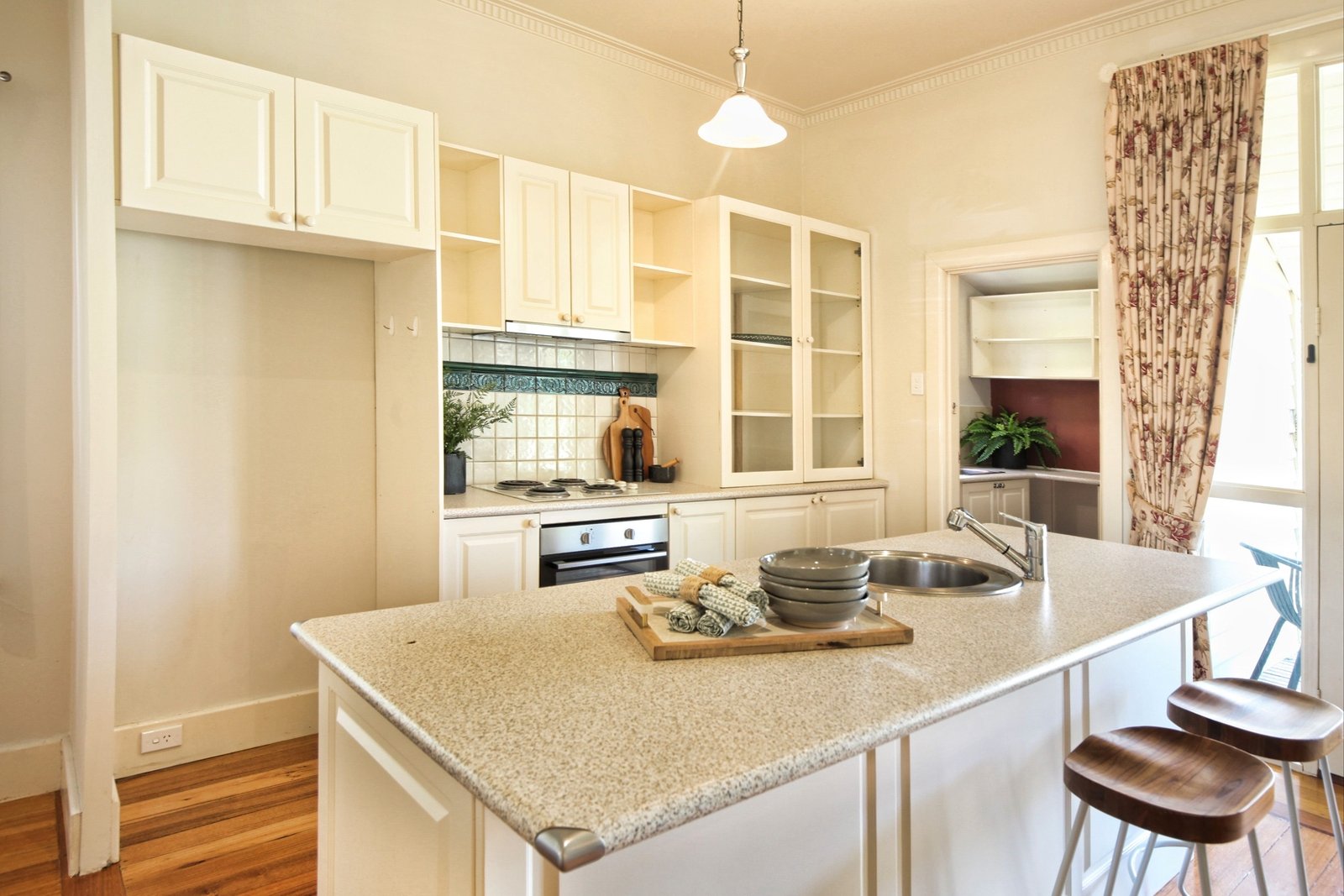 Real Estate and Property in 26 Bowen Street, Kyneton, VIC