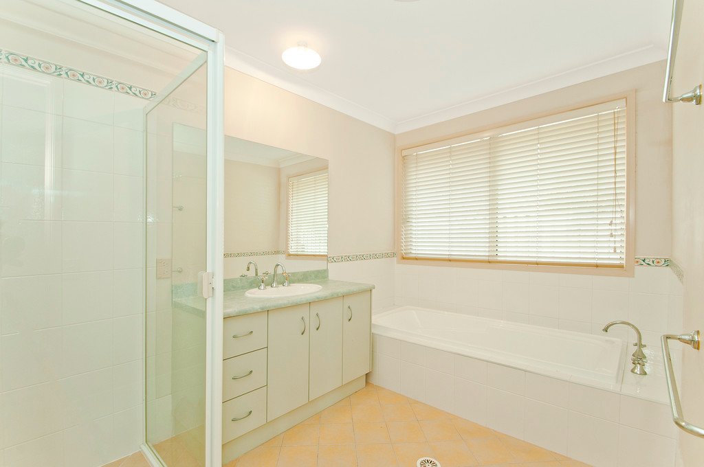 26 Brindabella Drive HORSLEY 6