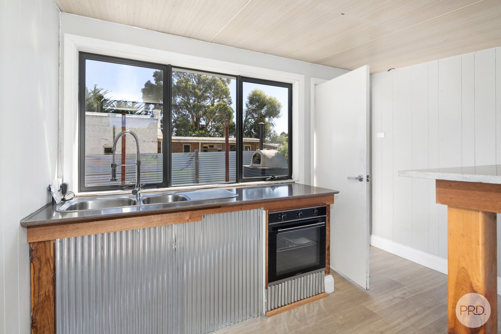 26 Brooke Street SMYTHESDALE 11