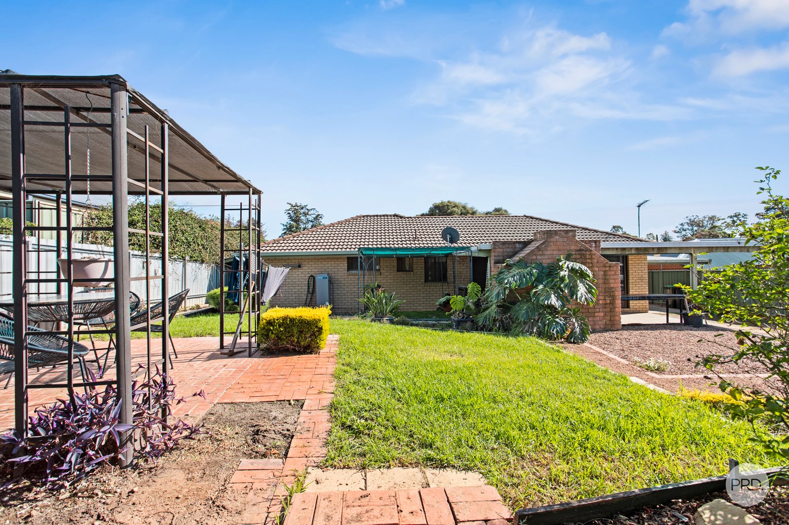 26 Brown Street LONG GULLY 11