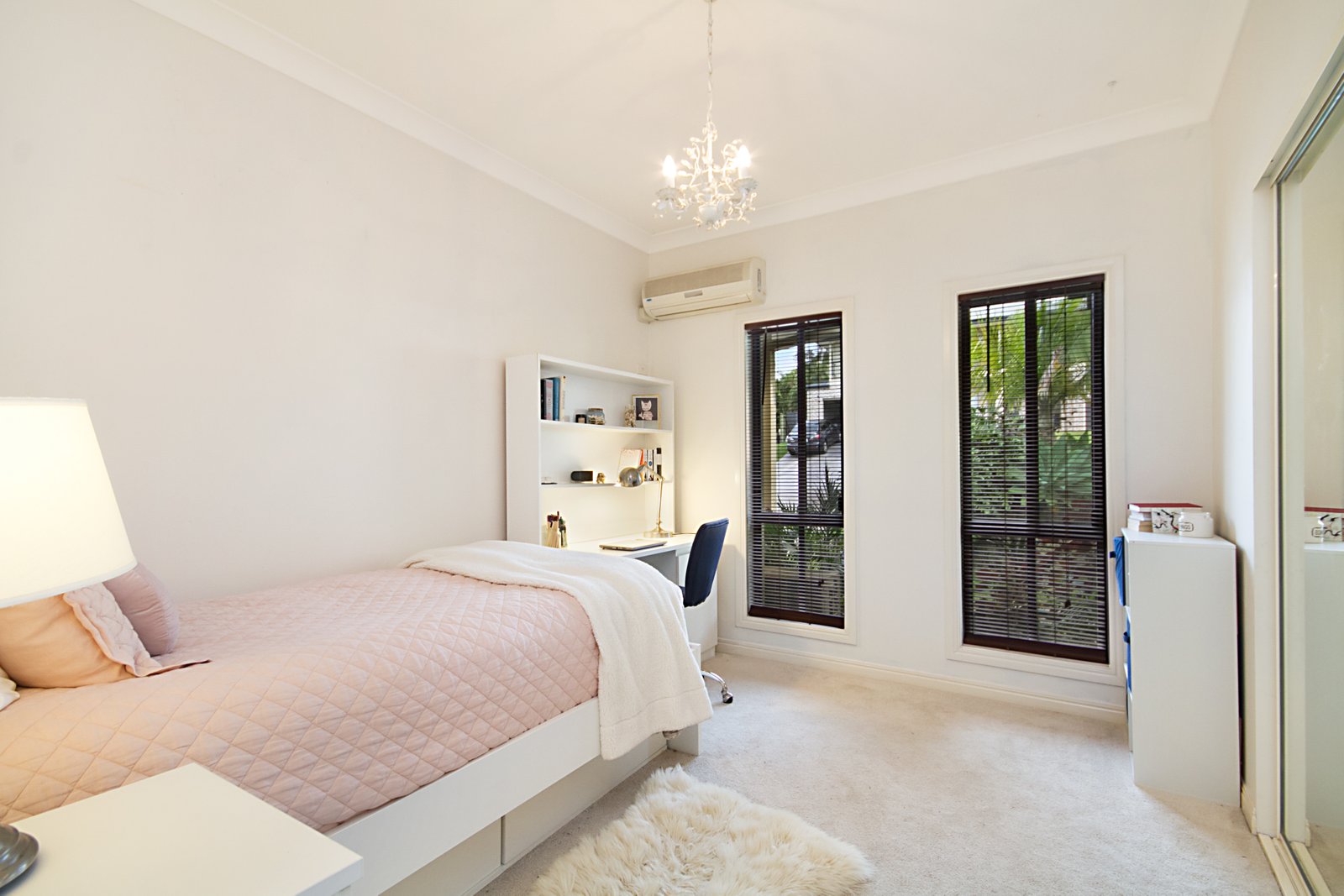 26 Buncrana Terrace BANORA POINT 8