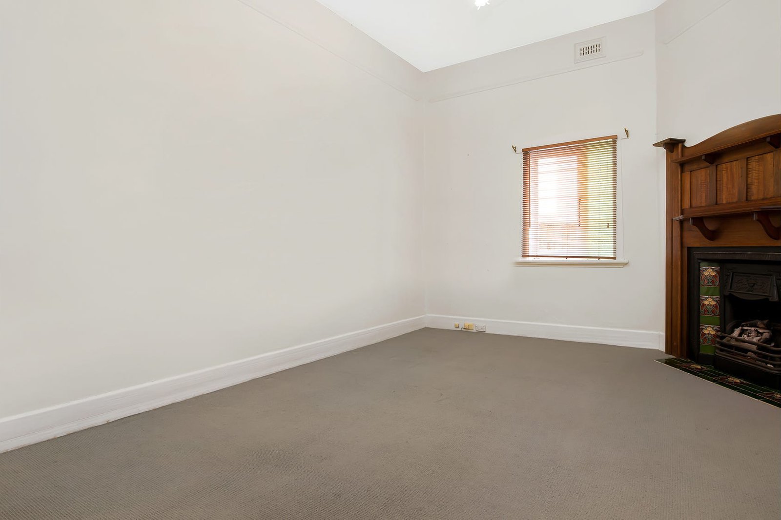 Gallery: 26 Buninyong Street