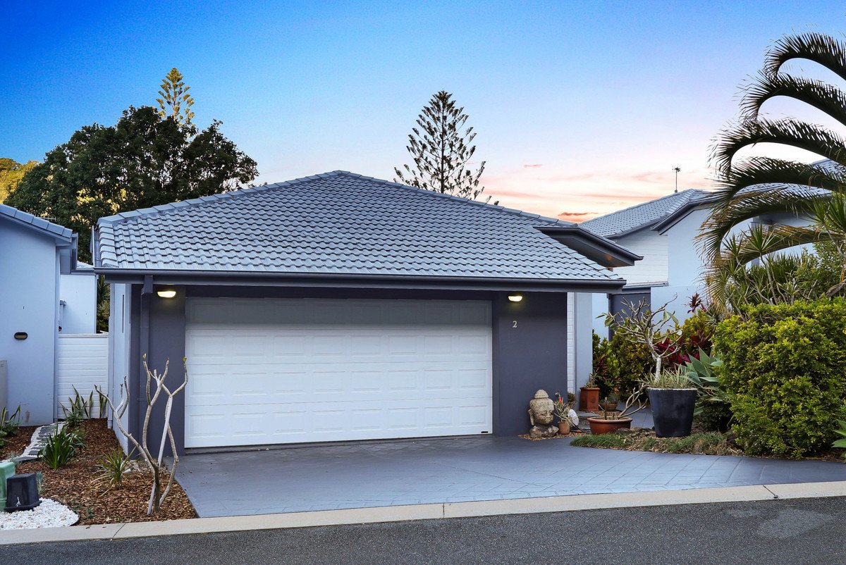 2/6 Burrabee Street BURLEIGH HEADS 2
