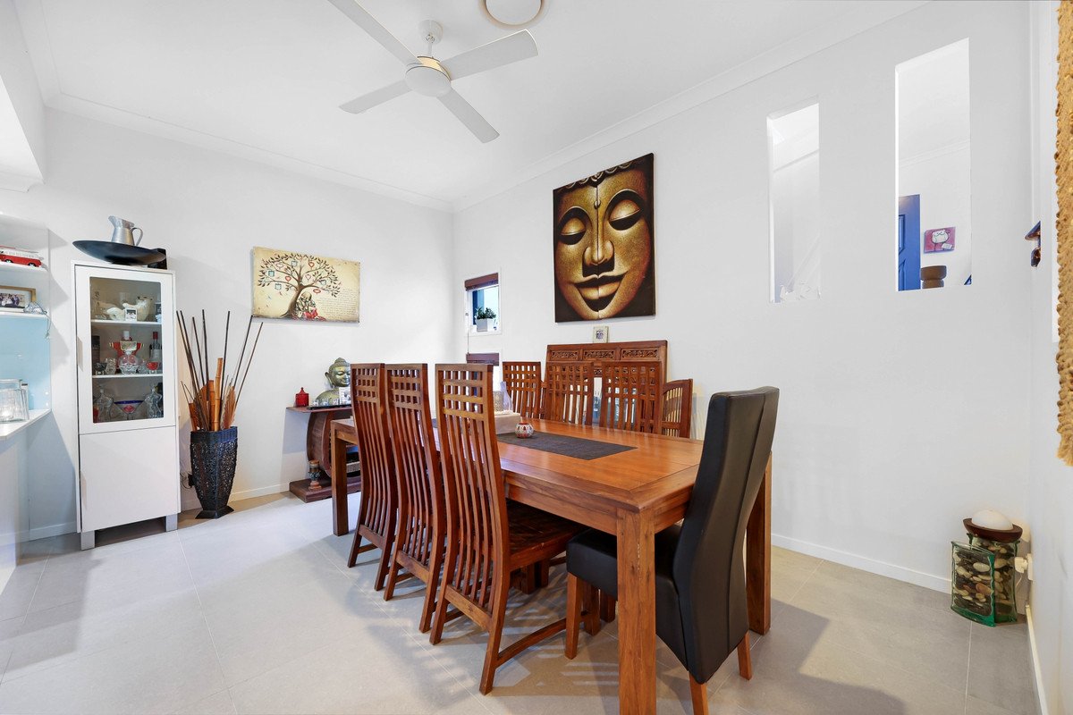 2/6 Burrabee Street BURLEIGH HEADS 5