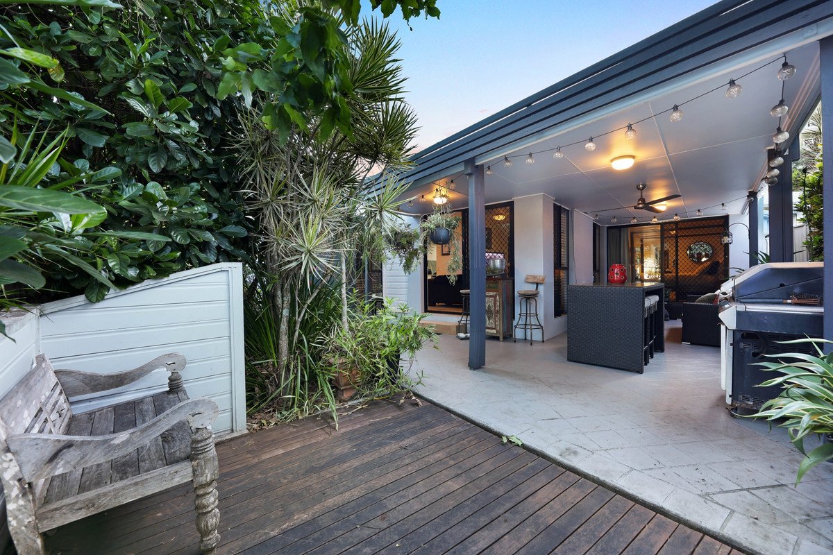 2/6 Burrabee Street BURLEIGH HEADS 15