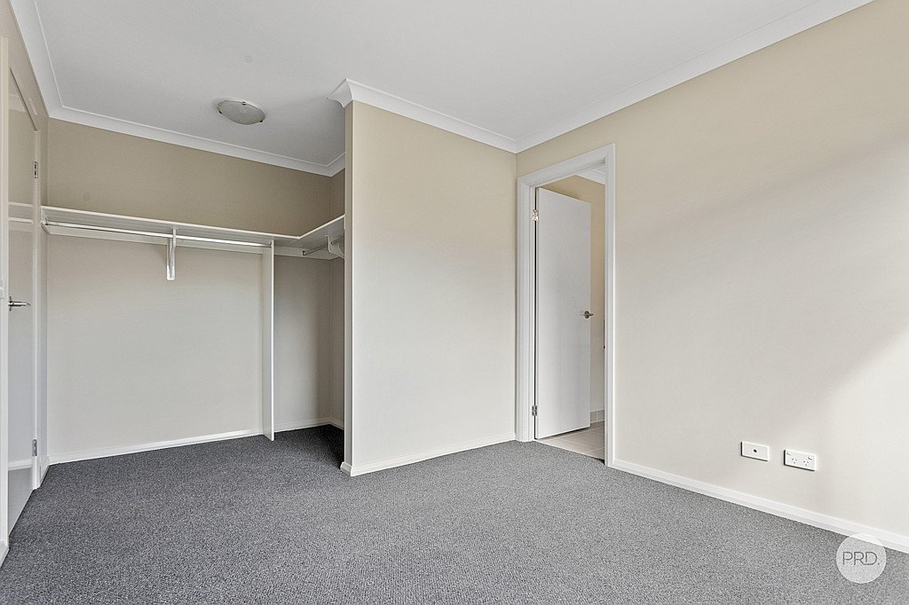 26 Camden Way STRATHFIELDSAYE 8