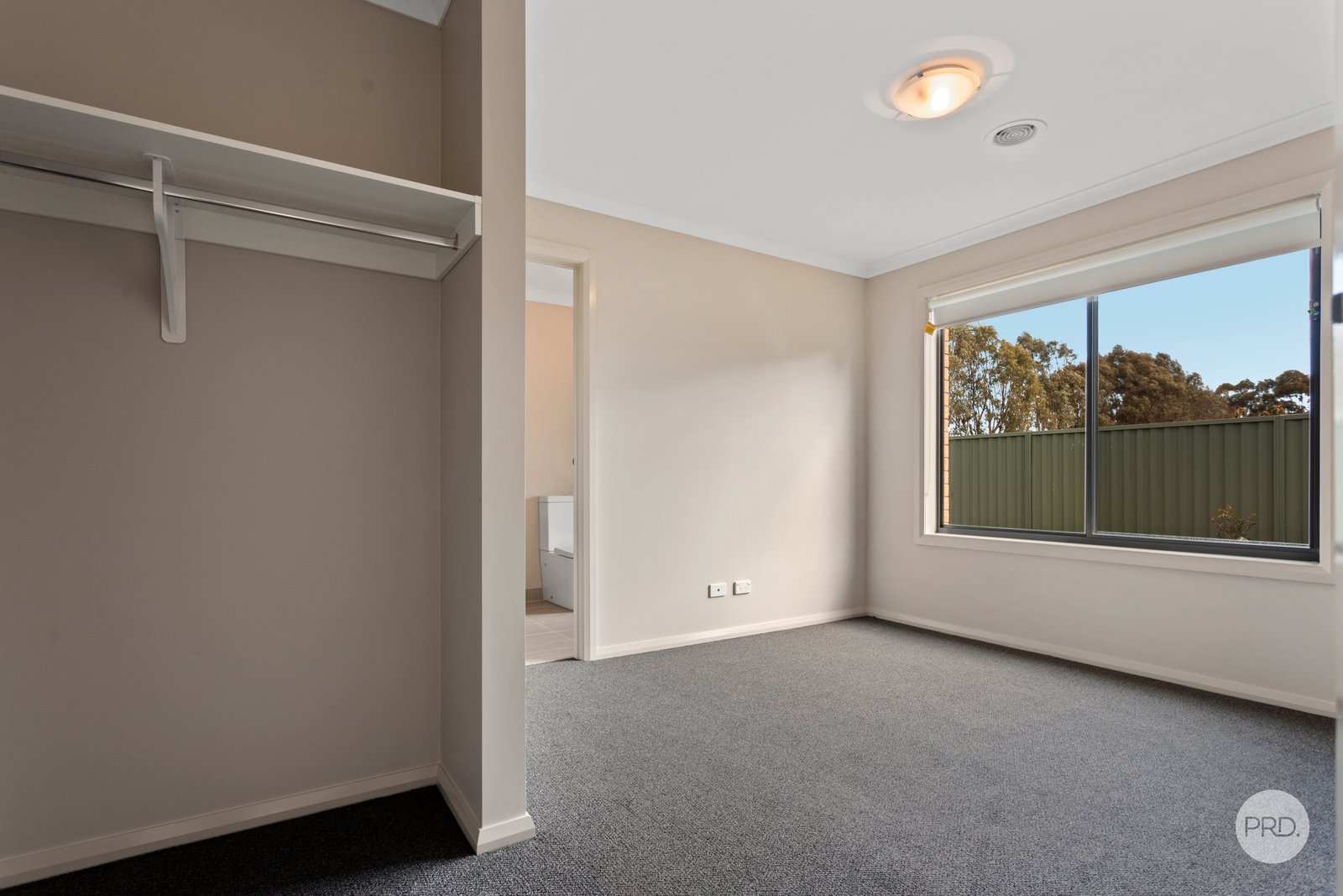 26 Camden Way STRATHFIELDSAYE 7