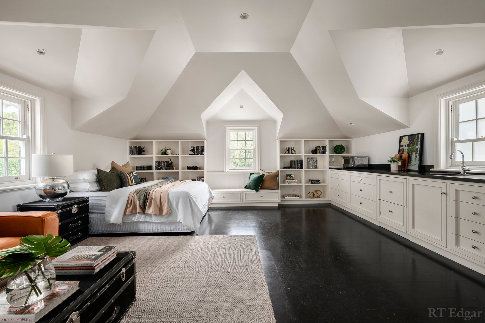 Real Estate and Property in 26 Canberra Road, Toorak, VIC