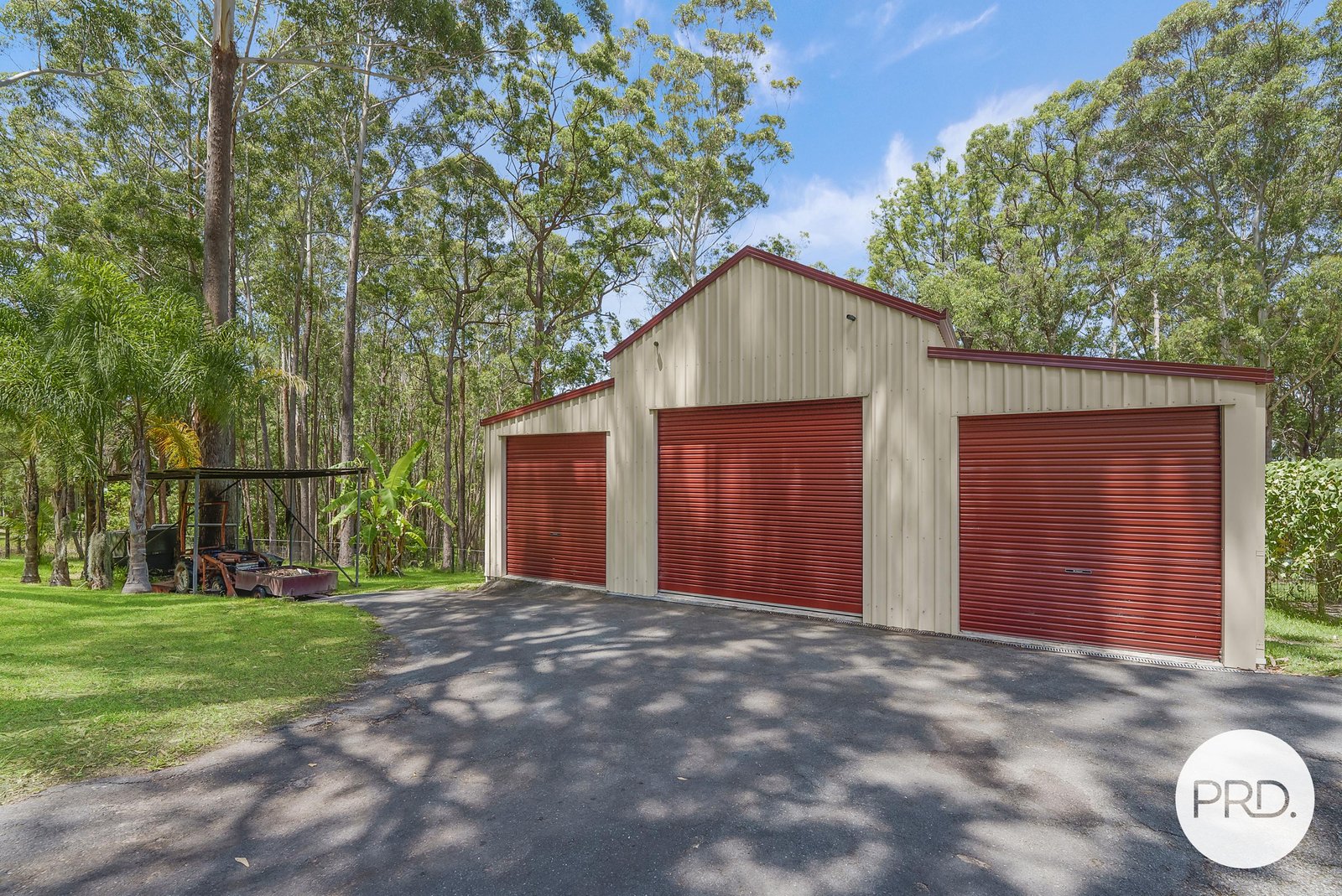 26 Caringal Drive MIDDLE BROTHER 13