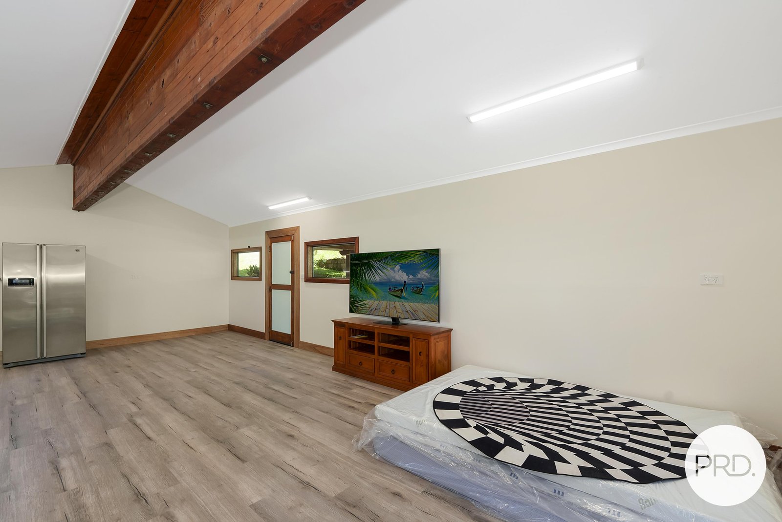 26 Caringal Drive MIDDLE BROTHER 21