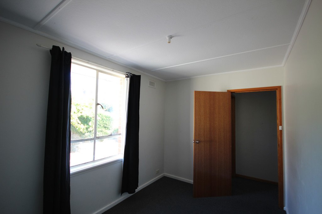 26 Carnegie Street CLAREMONT 8