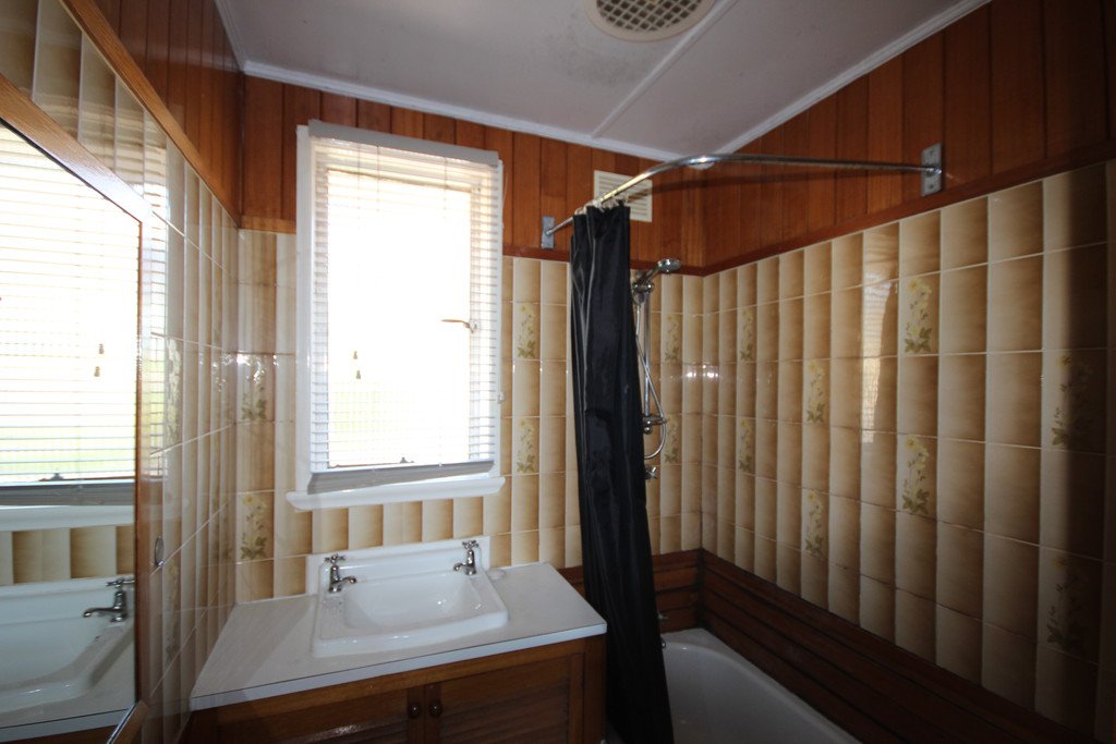 26 Carnegie Street CLAREMONT 9
