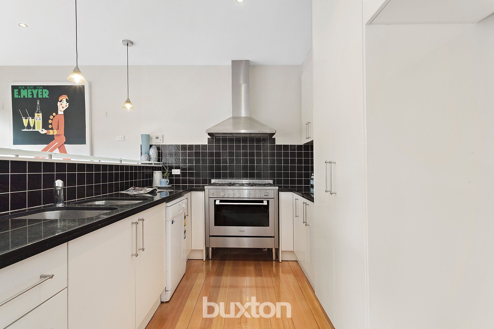 Gallery: 2/6 Carr Street