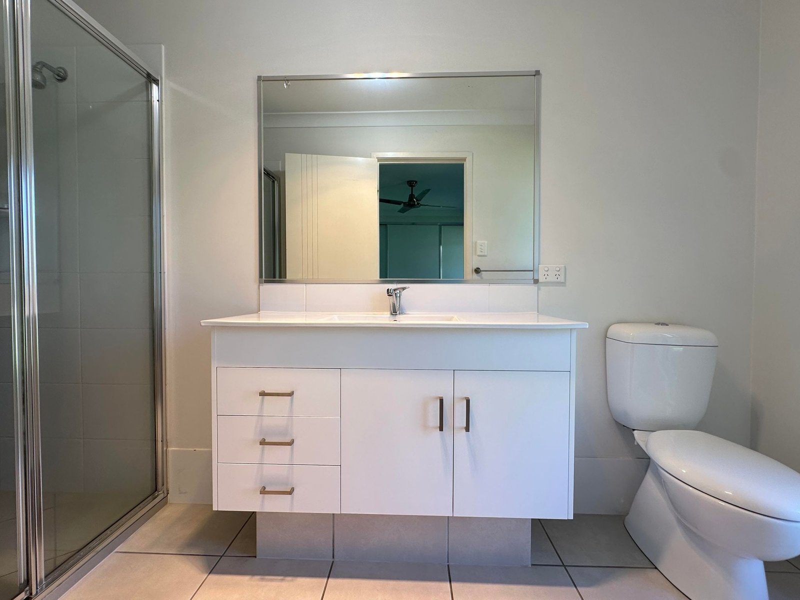 26 Caulder Esplanade BOYNE ISLAND 7