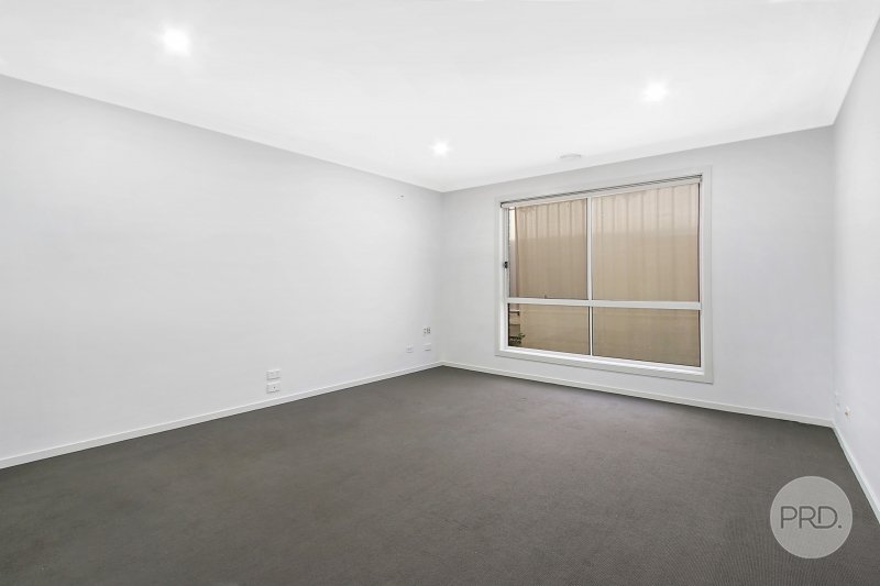 26 Charolais Court THURGOONA 4
