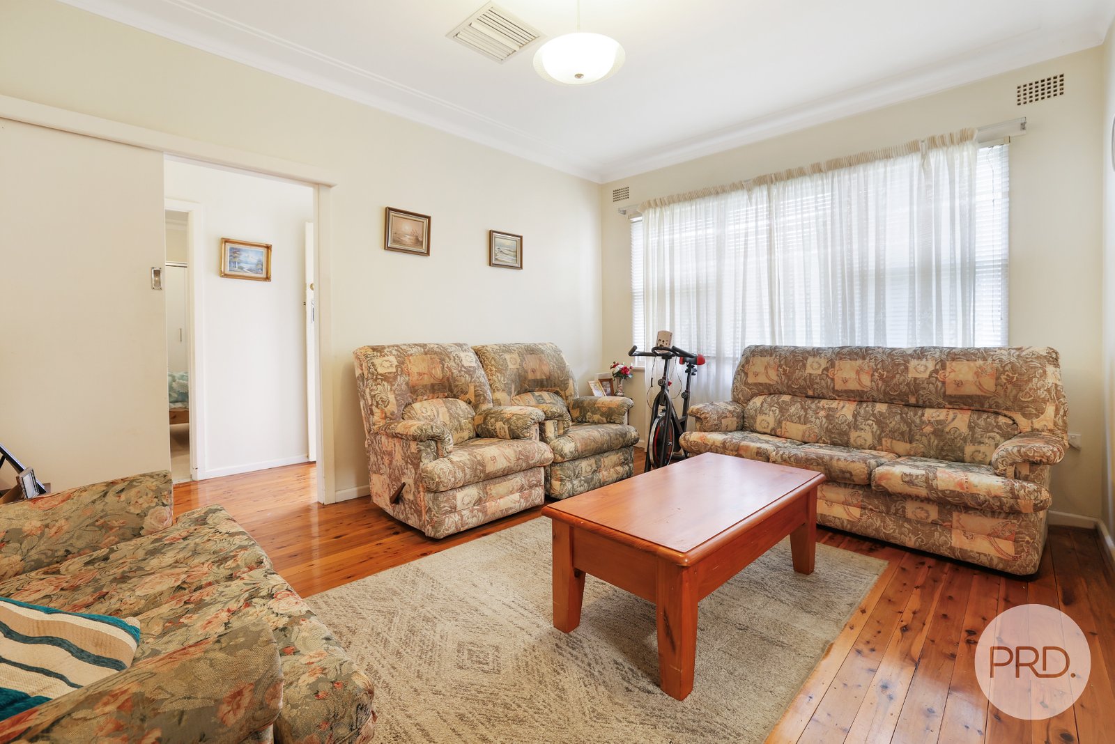 26 Churchill Street TAMWORTH 4