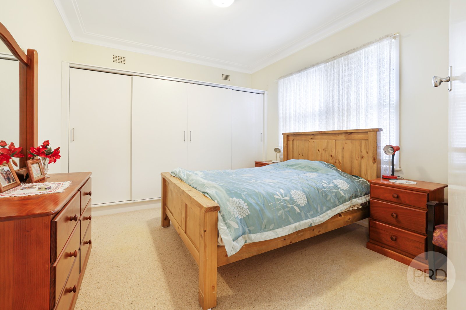 26 Churchill Street TAMWORTH 9