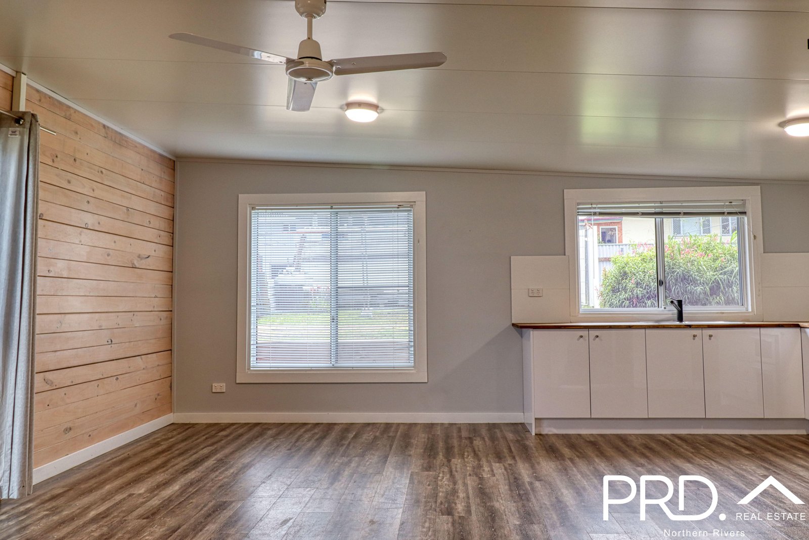 2/6 Clarence Street CASINO 5