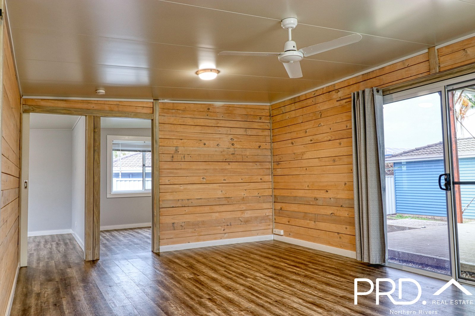 2/6 Clarence Street CASINO 6