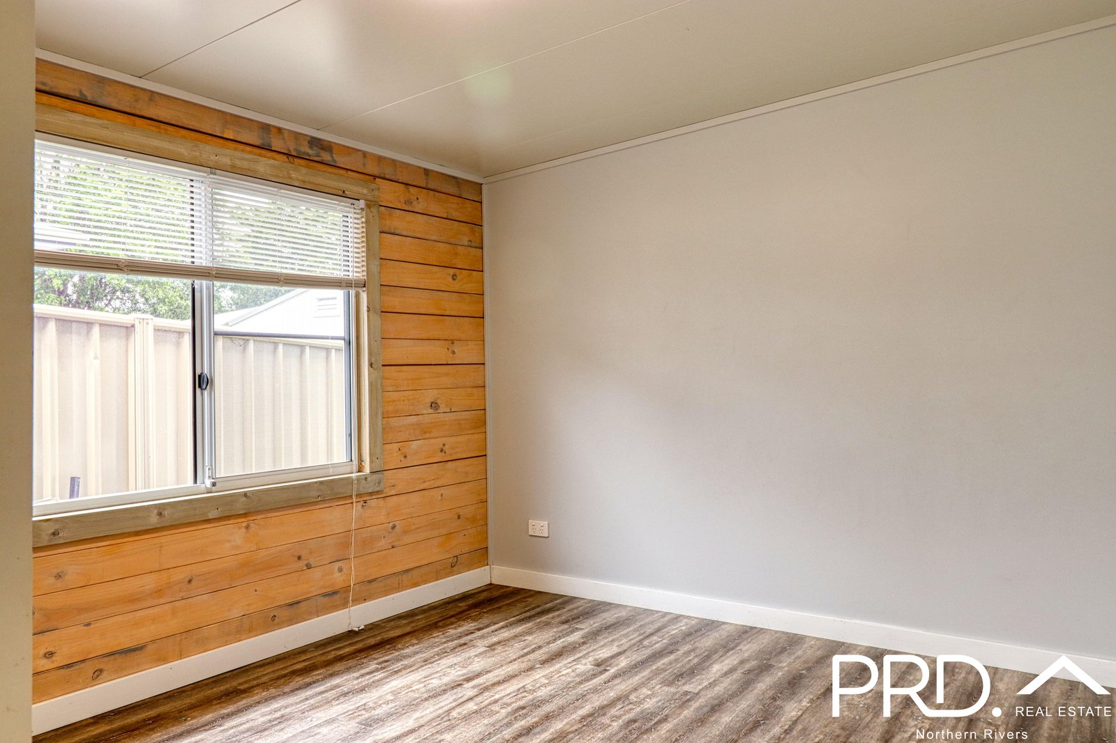 2/6 Clarence Street CASINO 10