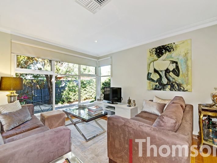 Gallery: 2/6 Coleman Court