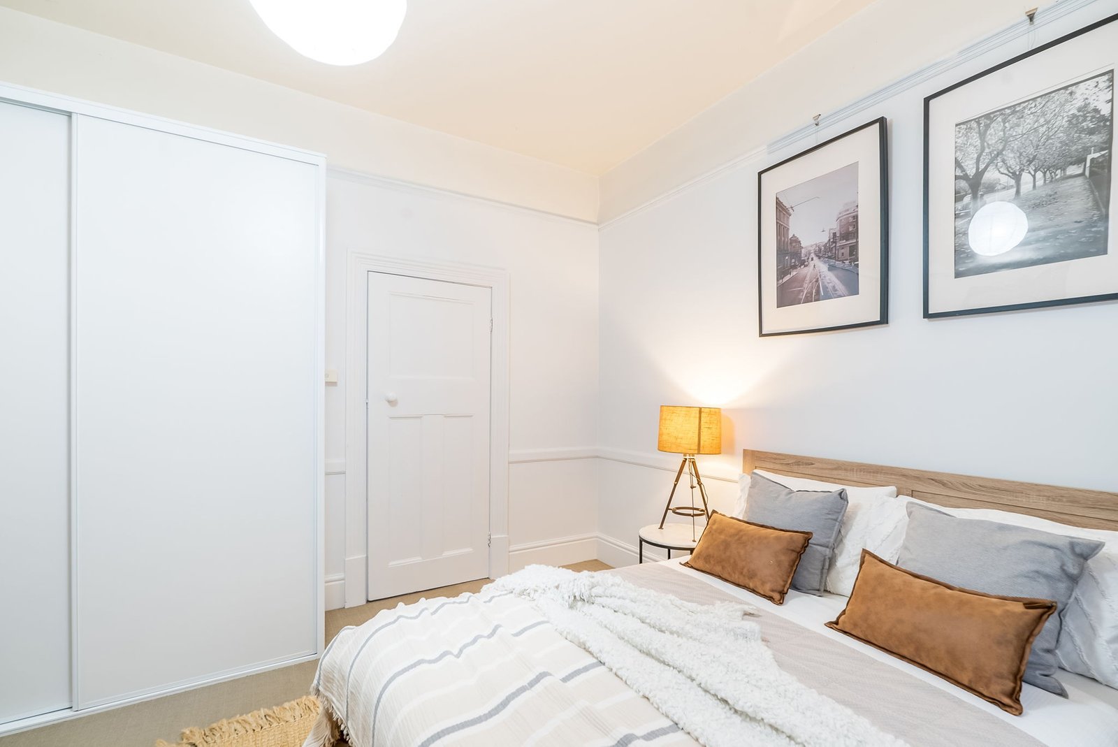 26 Commercial Road NORTH HOBART 7