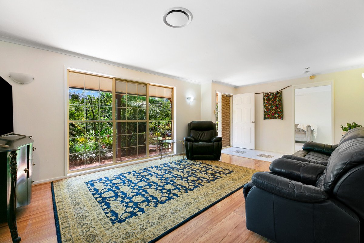 26 Cornwall Drive Elanora 12