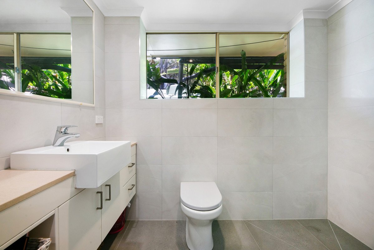 26 Cornwall Drive Elanora 25