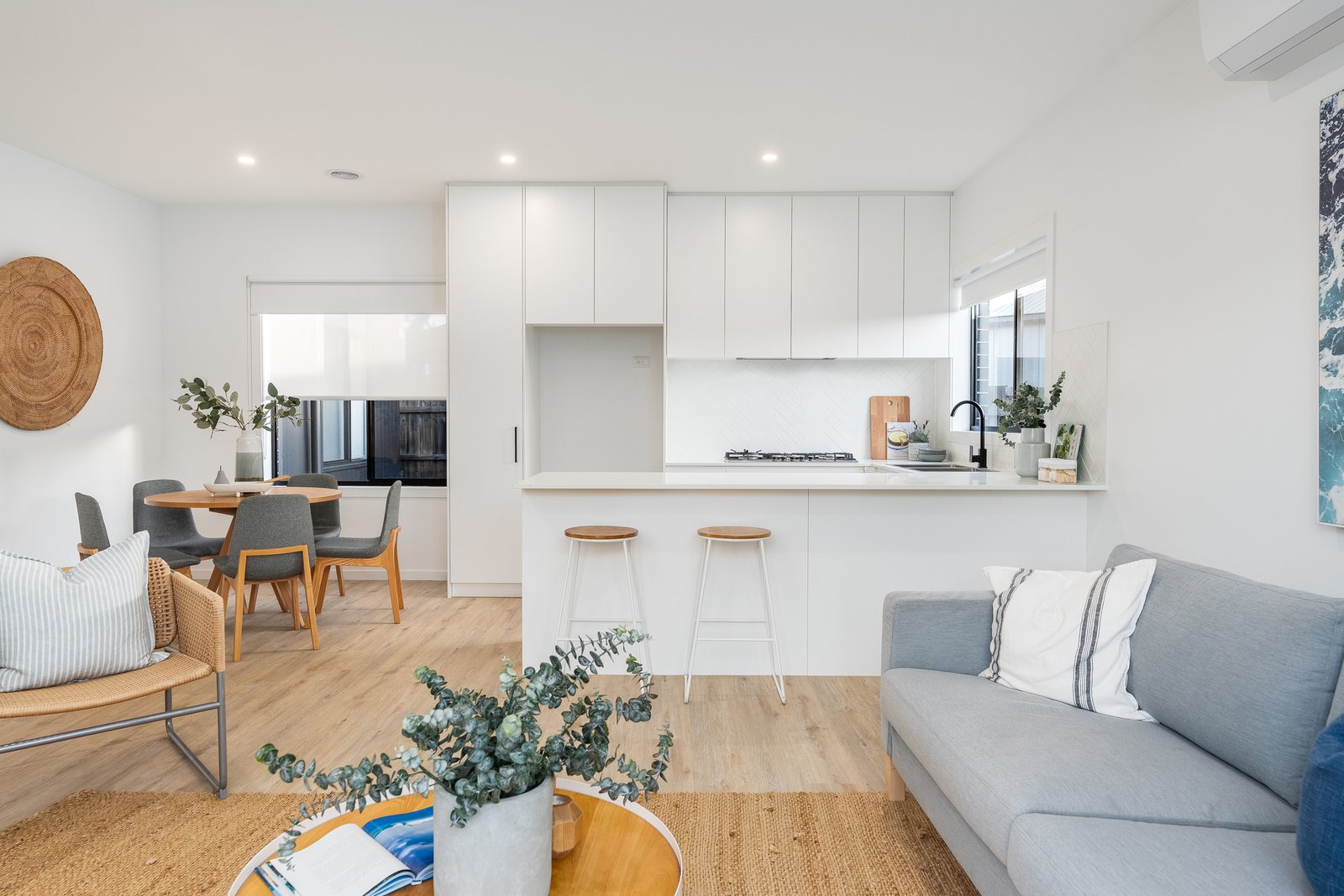 Gallery: 2/6 Cranmere Avenue