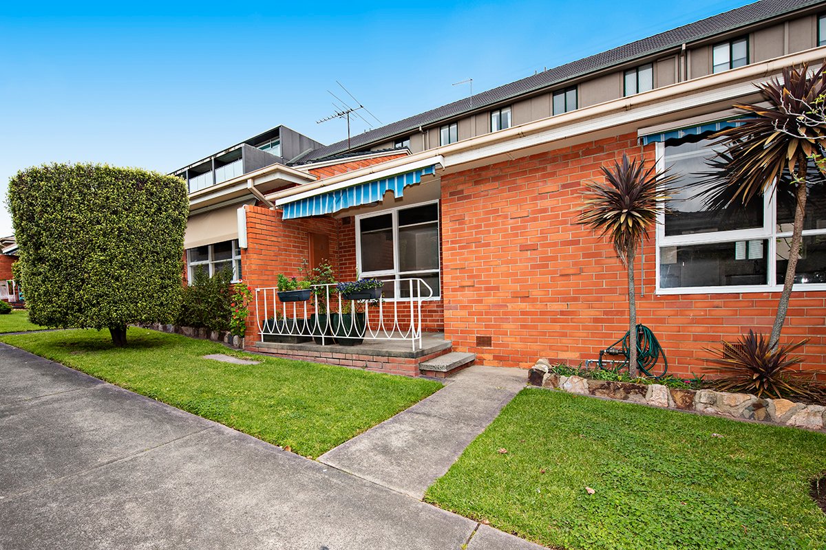 2/6 Creswick Street, GLEN IRIS VIC 3146 Buxton 2021