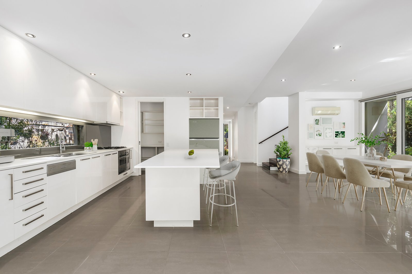 Gallery: 26 Deauville Street
