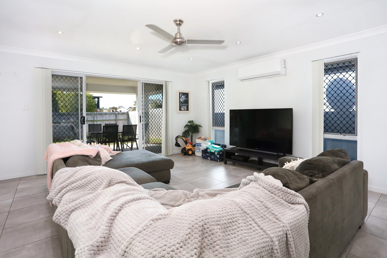 26 Denham Circuit WILLOW VALE 4