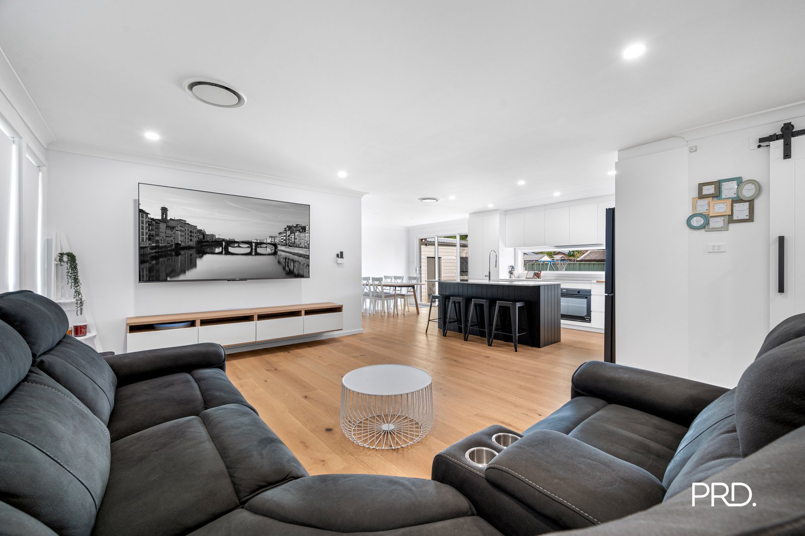 26 Denintend Place SOUTH PENRITH 2