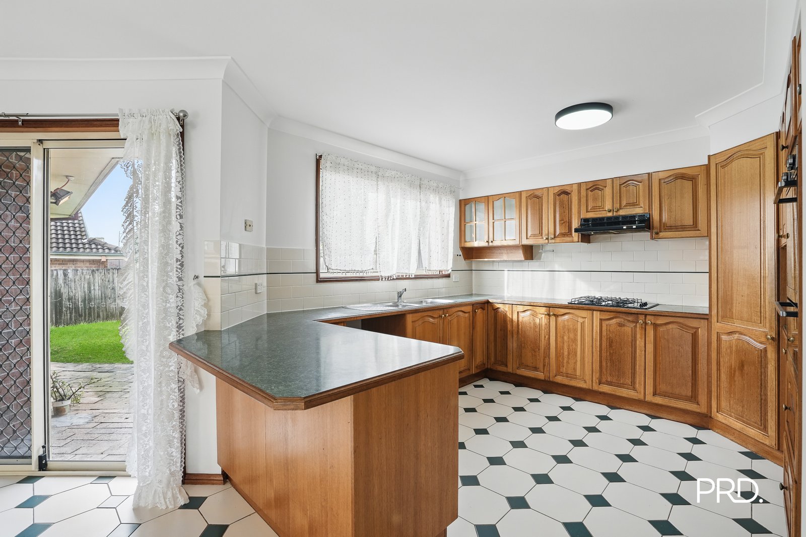 26 Dillwynia Dr  Glenmore Park 5