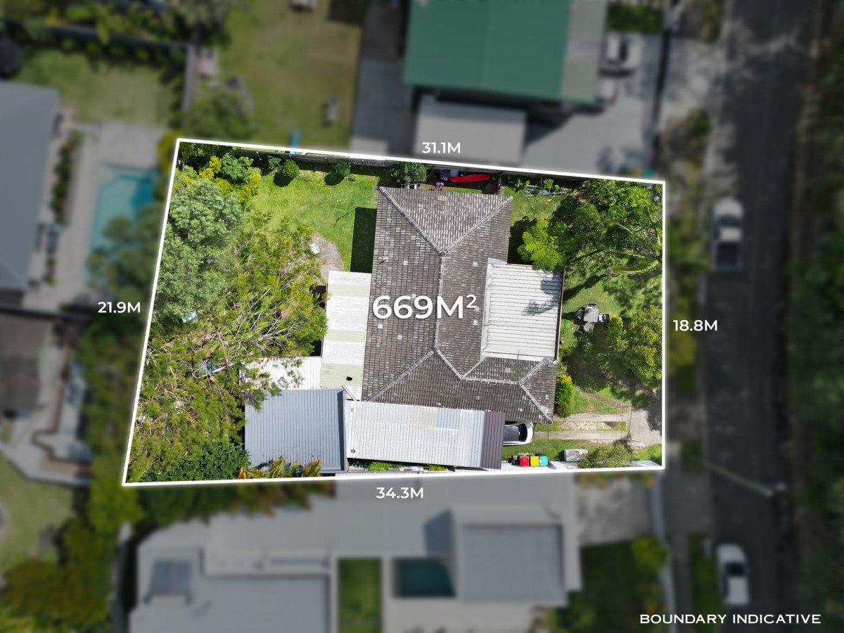 26 Djerral Avenue Burleigh Heads 4