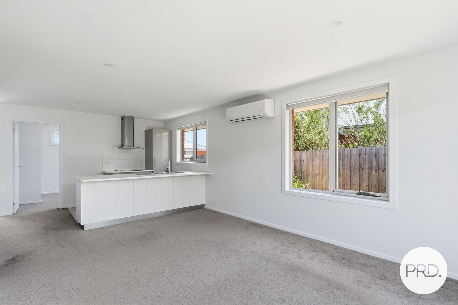 2/6 Dubs & Co Drive SORELL 5